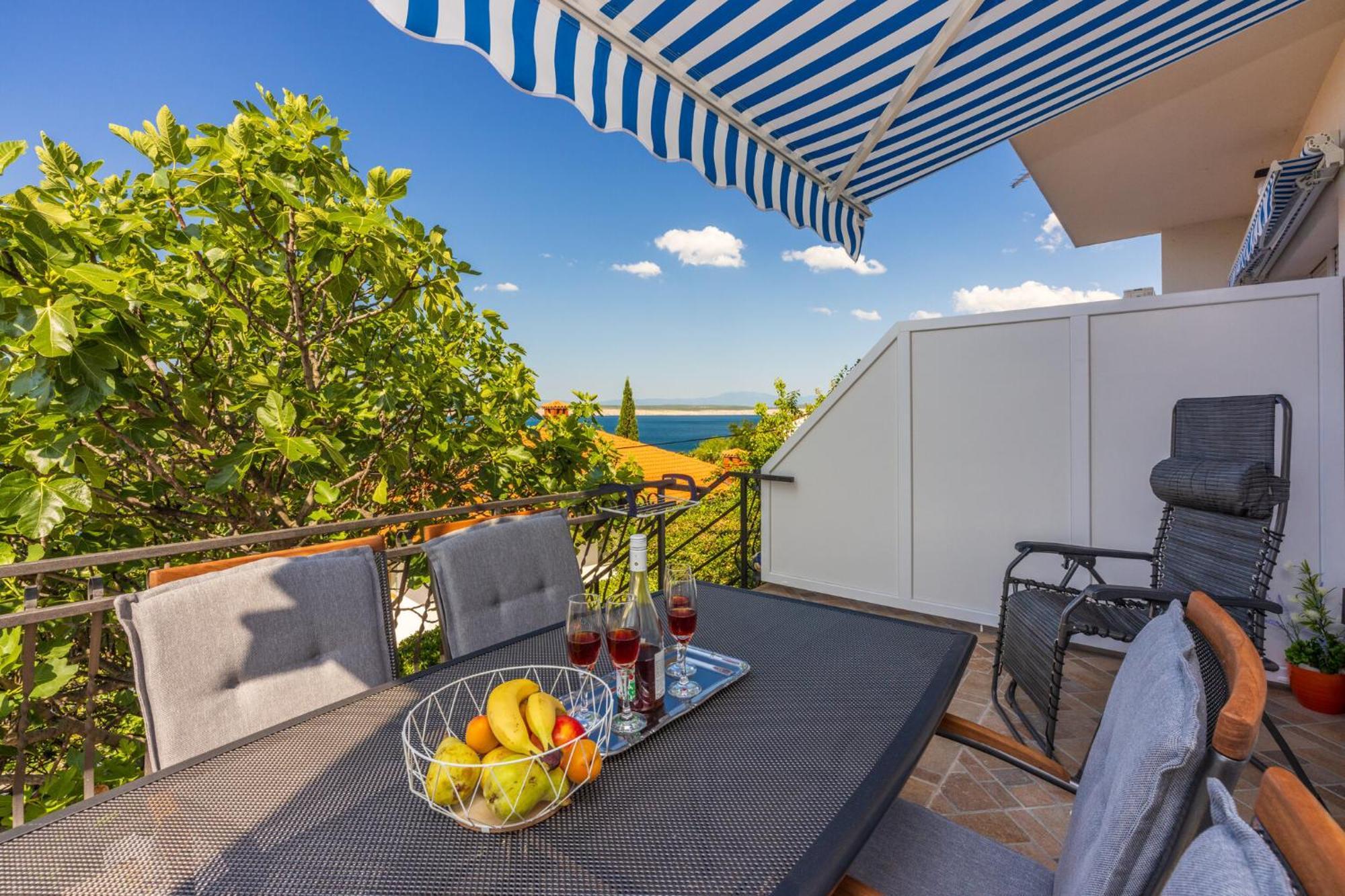 Apartmani Azur Dramalj Esterno foto