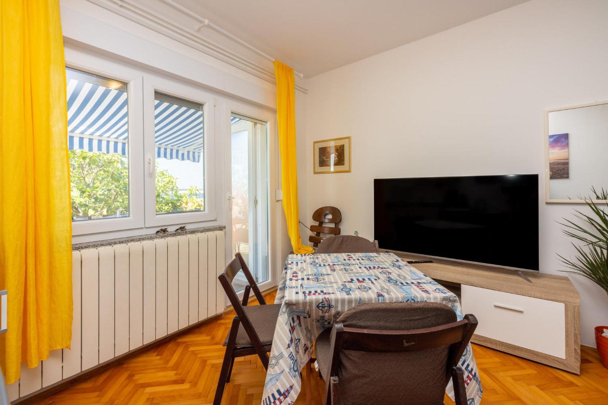 Apartmani Azur Dramalj Esterno foto