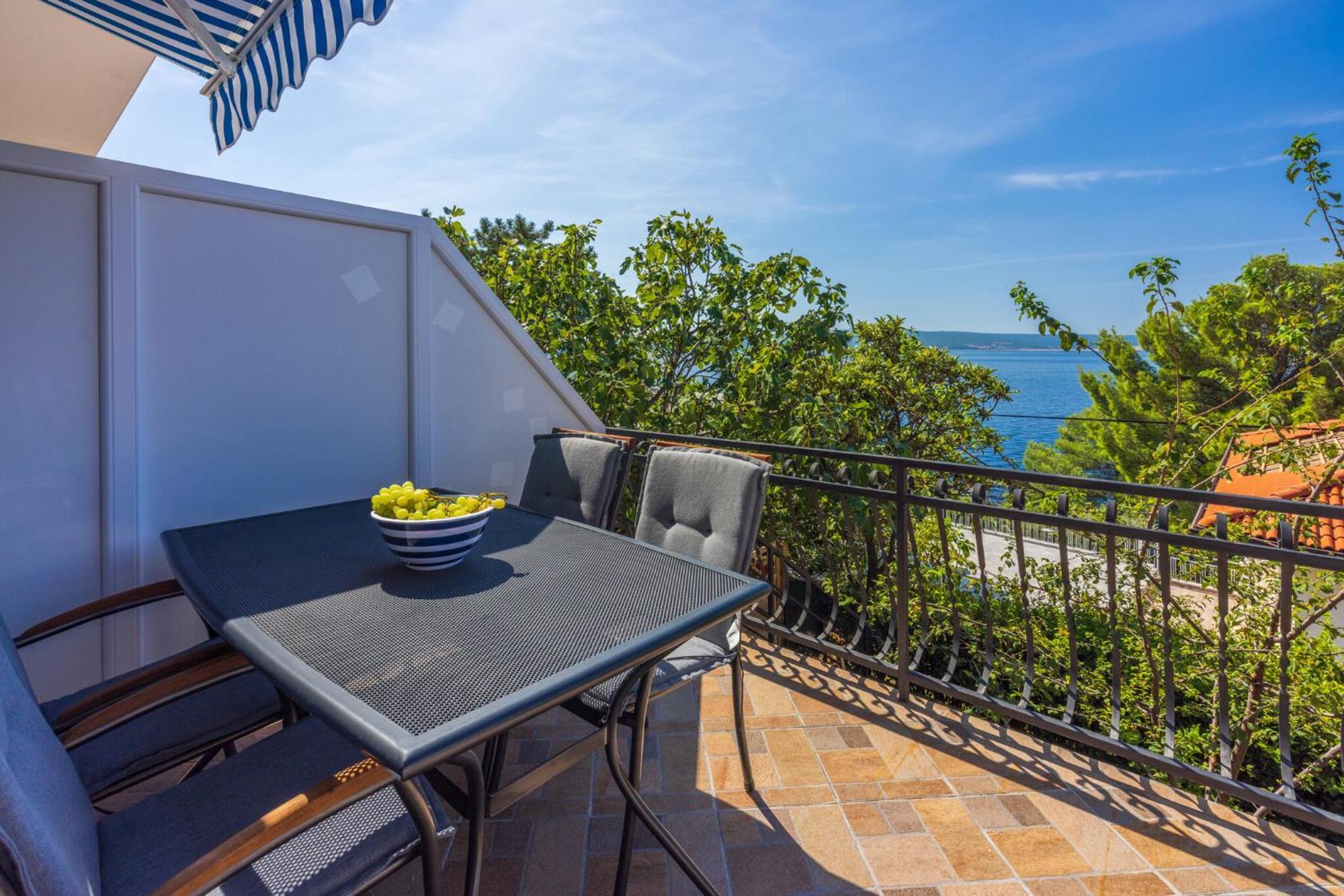 Apartmani Azur Dramalj Esterno foto