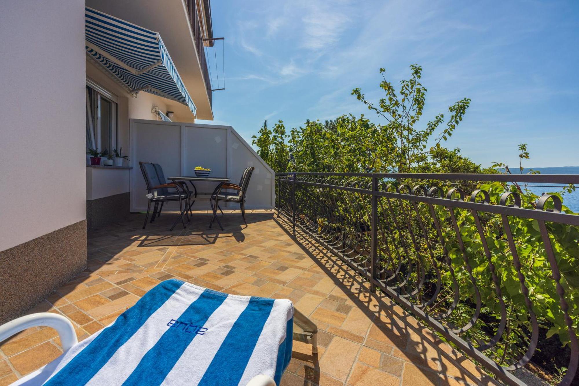 Apartmani Azur Dramalj Esterno foto